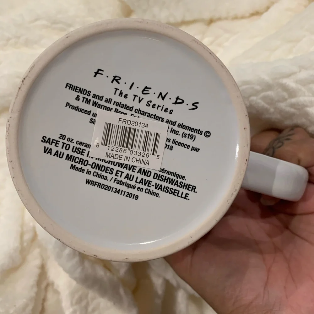 Central Perk‎ mug